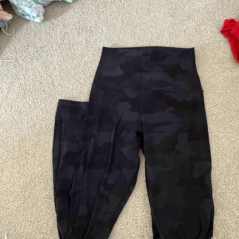 Lululemon camo leggings
